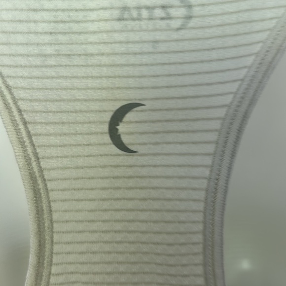 Zyia White Athletic Tank Racerback - Picture 4 of 4